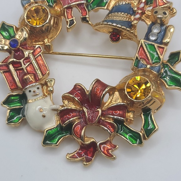 Vintage Avon Brooch Christmas‎ Wreath Bows Snowman Gifts Signed - Picture 4 of 11
